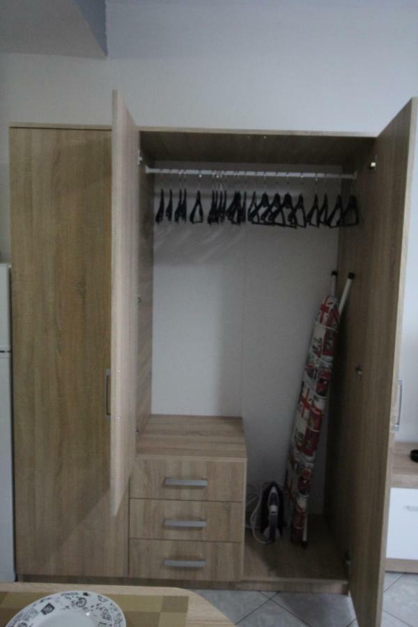 Dimitris Flat Apartment Néoi Epivátai Ngoại thất bức ảnh